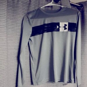 Under armour long sleeve T-shirt size Large